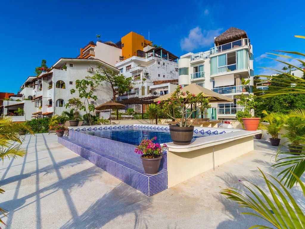 212 Pilitas, Bella Loma Condo 203, Romantic Zone JA, Puerto Vallarta